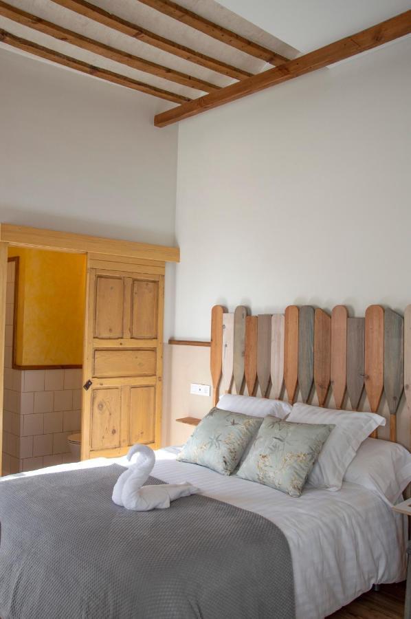La Casa Del Medico Hosteria Rural Urda Eksteriør billede