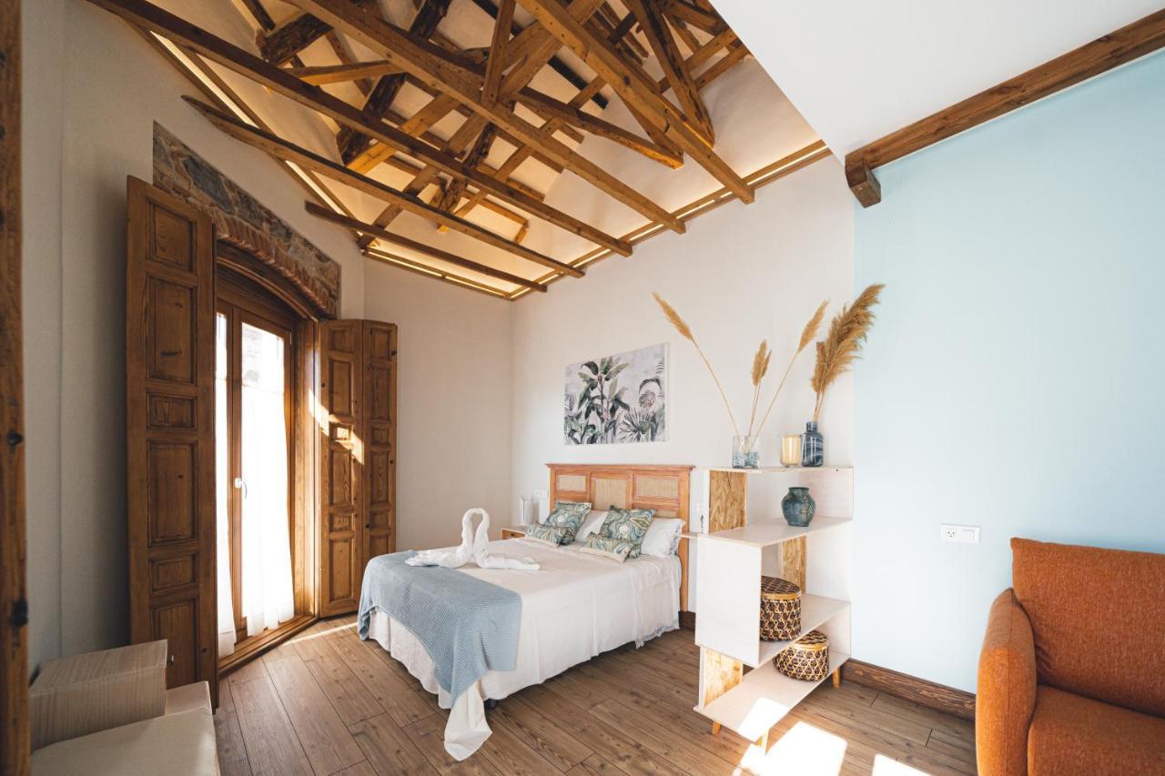 La Casa Del Medico Hosteria Rural Urda Eksteriør billede