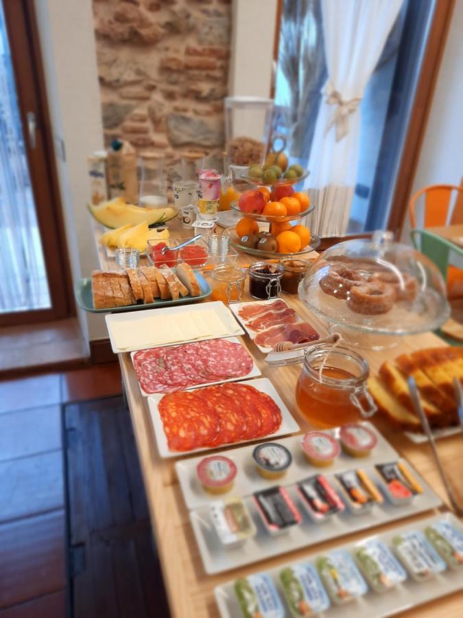 La Casa Del Medico Hosteria Rural Urda Eksteriør billede